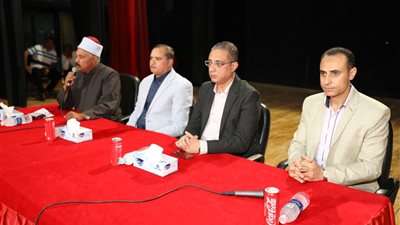 بحضور محافظ سوهاج..  ندوة تثقيفية لأئمة الأوقاف حول الصحة الإنجابية وختان الإناث