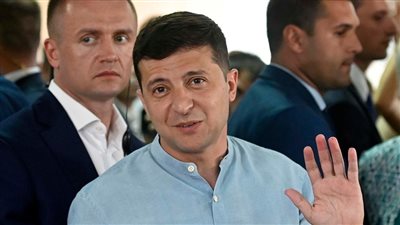 الرئيس الأوكراني يعلق على مكالمته الهاتفية مع 