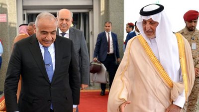 رئيس الوزراء العراقي يصل جدة