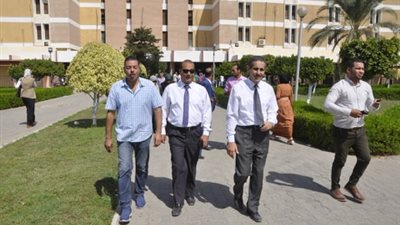 رئيس جامعة القناة: بدء العمل في العناية المركزة لجراحة القلب بالمستشفى الجامعي