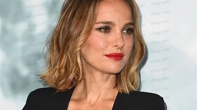 ناتالي بورتمان تحتفل بالعرض الخاص لفيلمها الجديد The Sky