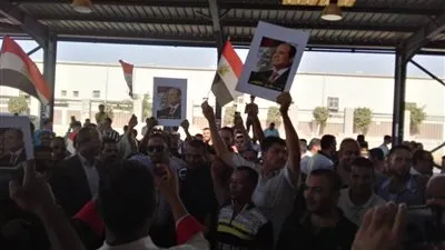 مسيرة مؤيدة للرئيس السيسي في قرية منيل شيحة بالجيزة