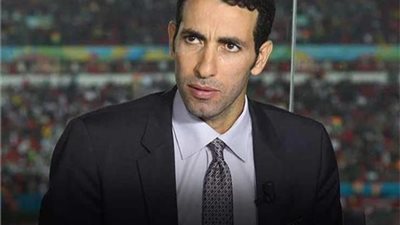 مرتضى منصور مهاجمًا أبوتريكة: 