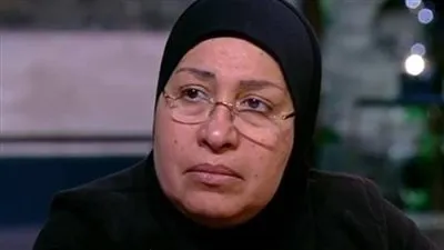 أرملة الشهيد عادل رجائي توجه رسالة للشعب المصري (فيديو)