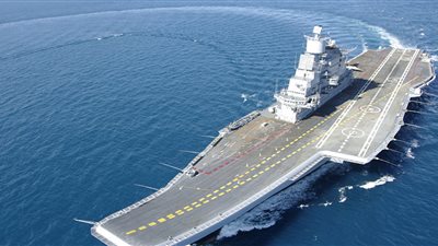 وزير الدفاع الهندي يحذر باكستان بعد مشاركته في جلسة 