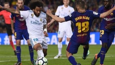 صفقة الموسم بالنسبة لبرشلونة وريال مدريد تقترب من الفشل
