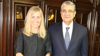 وزير الكهرباء يبحث سفيرة النرويج بالقاهرة تعزيز التعاون