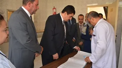 محافظ القليوبية يدشن المبادرة الرئاسية للكشف المبكر عن ضعاف السمع لحديثي الولادة (صور) 