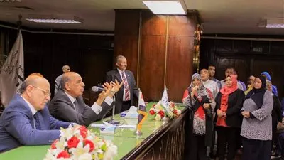 رئيس مجلس الدولة للموظفين: سحب القرارات المنعدمة والمخالفة للقانون التي تمت في السابق