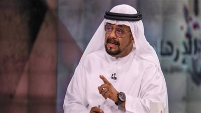 إعلامي إماراتي: 