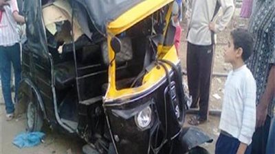 مصرع سائق إثر حادث انقلاب توك توك بجنوب قنا
