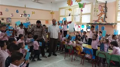 مياة المنيا تنظم ندوة توعوية لـ٢٠٠طالب بمدرسة كفر المنصورة (صور)