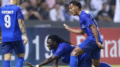 الهلال السعودي يكتسح السد القطري برباعية في عقر داره