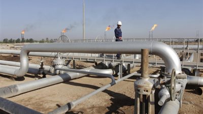 ضبط عاطل استولى على حمولة سولار من خط نقل بترول بسوهاج