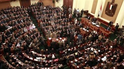 ألمانيا 9 أيام.. برلماني يتقدم بطلب إحاطة لتقليص الإجازات والاحتفالات الرسمية