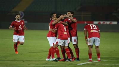 رينيه فايلر يرتب مع عبد الحفيظ لمباراة الأهلي وأسوان