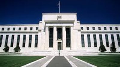 رئيس الفيدرالي الأمريكي : الاقتصاد يواجه بعض المخاطر