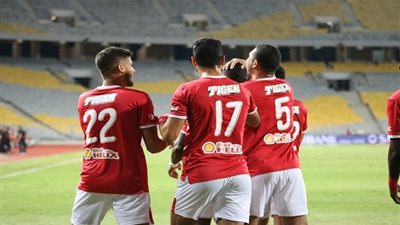 بعد صالح جمعة.. نجم جديد يقترب من الرحيل عن الأهلي