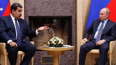 نائب رئيس الوزراء الروسي يلتقي الرئيس الفنزويلي في كاركاس