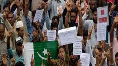 الشرطة الباكستانية تعترض مسيرة في كشمير 