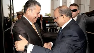 محافظ بني سويف يستقبل وزير التنمية لافتتاح إعادة إعمار 30 منزلًا