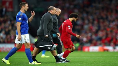 عاجل.. الكشف عن نتيجة الفحوصات الطبية لإصابة محمد صلاح