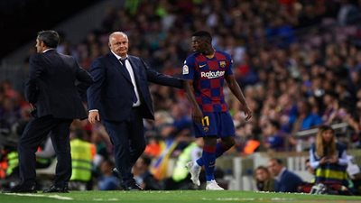 برشلونة في ورطة.. لاعب جديد مهدد بالغياب عن الكلاسيكو