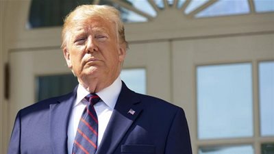 الرئيس الأمريكي يهدد تركيا بتدمير اقتصادها تماما