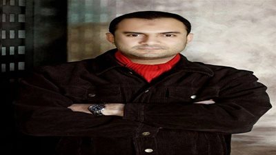 أكاديمي يكشف علاقة إغلاق فيس بوك منصات الفجر بحروب الجيل الرابع