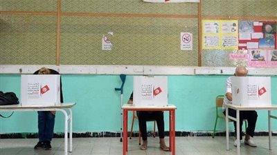 تونس: مشهد تشكيل الحكومة المقبلة يبدو أكثر ضبابية