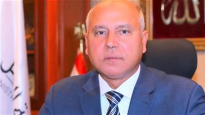 وزير النقل لـ المصريين: 