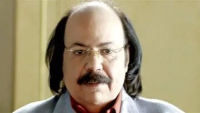 تامر أمين ناعيًا طلعت زكريا: 