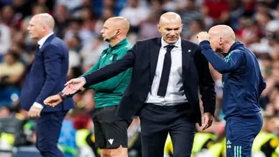 على طريقة مرتضى.. بيريز يطلب مشاركة نجم الريال رغم أنف زيدان