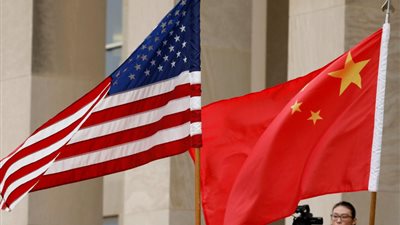 الصين تخطط لتقييد تأشيرات الزائرين الأمريكيين الذين لديهم روابط معادية للصين