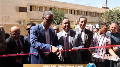 بتكلفة نصف مليون جنيه.. محافظ سوهاج يفتتح وحدة الغسيل الكلوي بمستشفى المنشاة المركزي (صور)