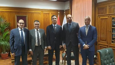 بنك ناصر الاجتماعي يبحث التعاون مع مؤسسة شباب القادة