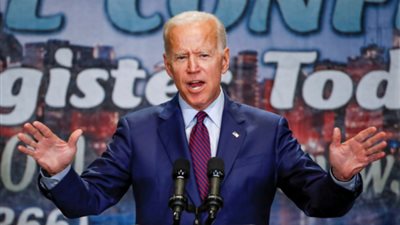 جو بايدن يدعو لمساءلة ترامب تمهيداً لعزله