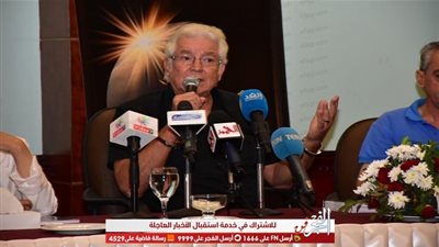 محمود قابيل: 