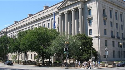 اتهام مسؤول استخباراتي أمريكي بتسريب معلومات سرية للصحفيين