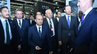  وزيرا التجارة بمصر وروسيا يفتتحان فعاليات المعرض والمنتدى التجاري للأسبوع الصناعي الكبير