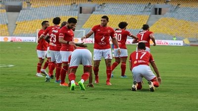 الأهلي يجهز بديل عمرو السولية أمام الزمالك