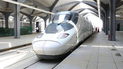 عبر مسار مؤقت.. مصادر: استئناف رحلات قطار الحرمين الشهر المقبل 