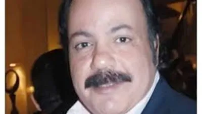 نجلة الراحل طلعت زكريا :