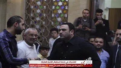  أكرم حسني يقدم واجب العزاء في  الراحل طلعت زكريا (صور)