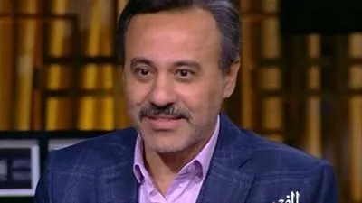 الفيديو وصول إيهاب فهمي لعزاء الراحل طلعت زكريا