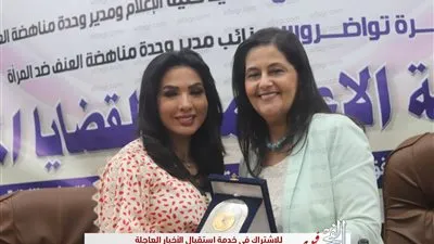  كلية الإعلام جامعة القاهرة تكريم الإعلامية سهير جودة