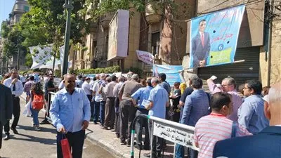 إقبال كبير من الأطباء لاختيار نقيب جديد ونصف المجلس