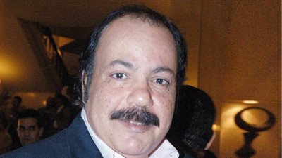 بكاء هنا الزاهد في عزاء طلعت زكريا (فيديو)