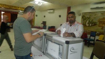 بدء فرز الأصوات بأنتخابات التجديد النصفي لنقابة الأطباء بالفيوم 