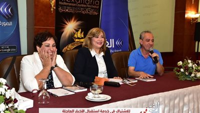 في ندوة مئوية إحسان عبدالقدوس أمال عثمان: 